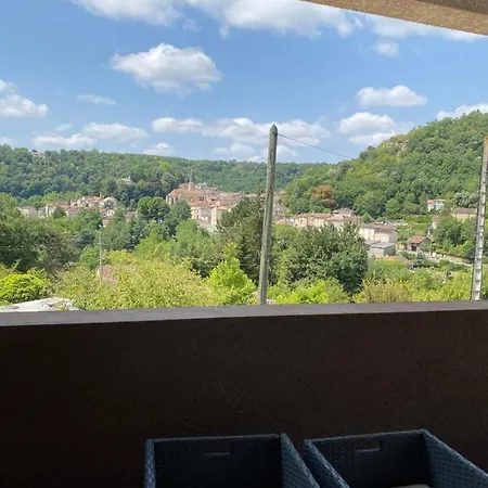 Maison Des Vignes Bed and Breakfast Caylus